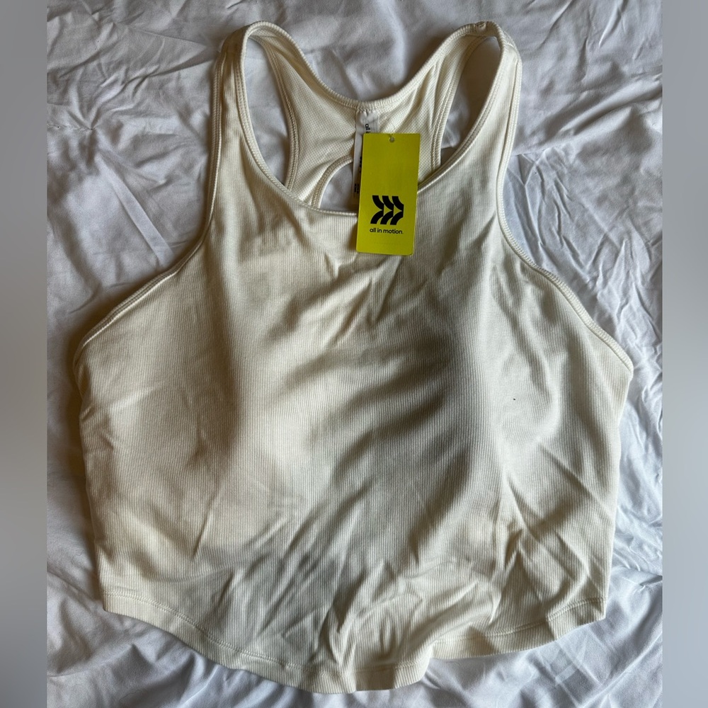 Women’s All in Motion Rib Racerback Tank top In cream
Size XXL
NWT